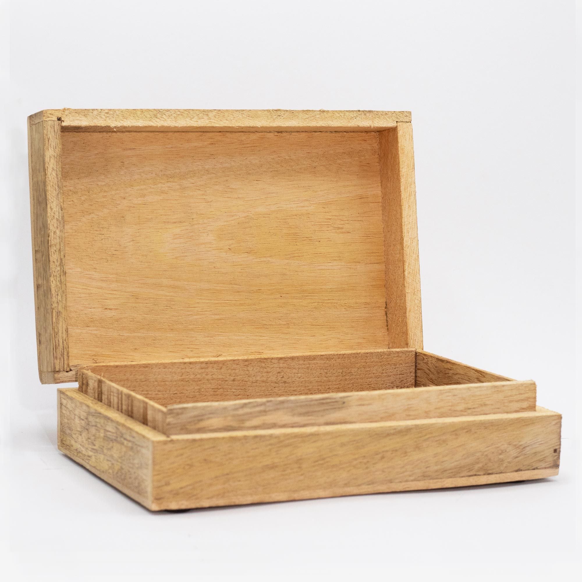 Big Rectangle Box 21.5x14x6.3cm - Buddha Face Whitewash