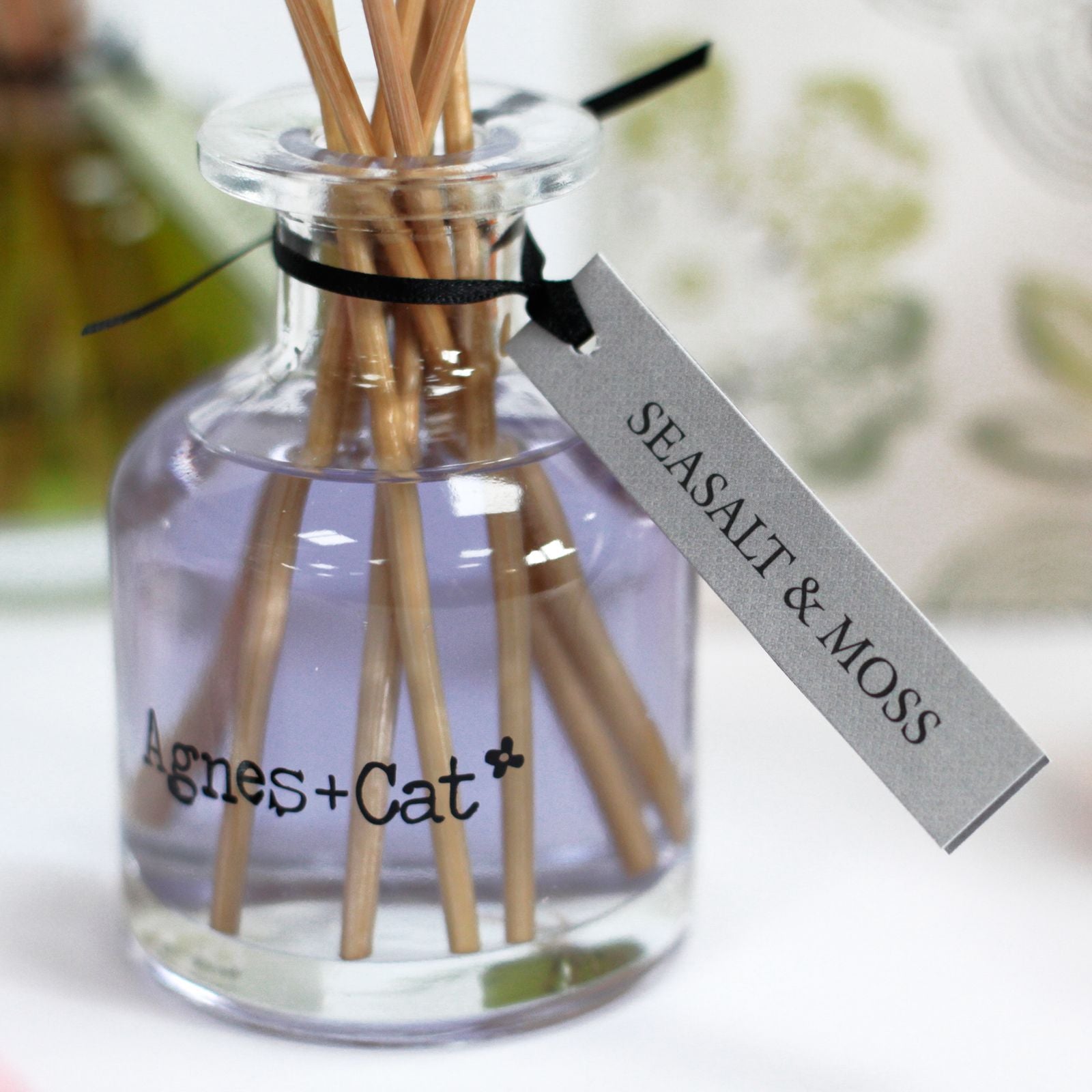 Box of 140ml Reed Diffuser - Seasalt and Moss