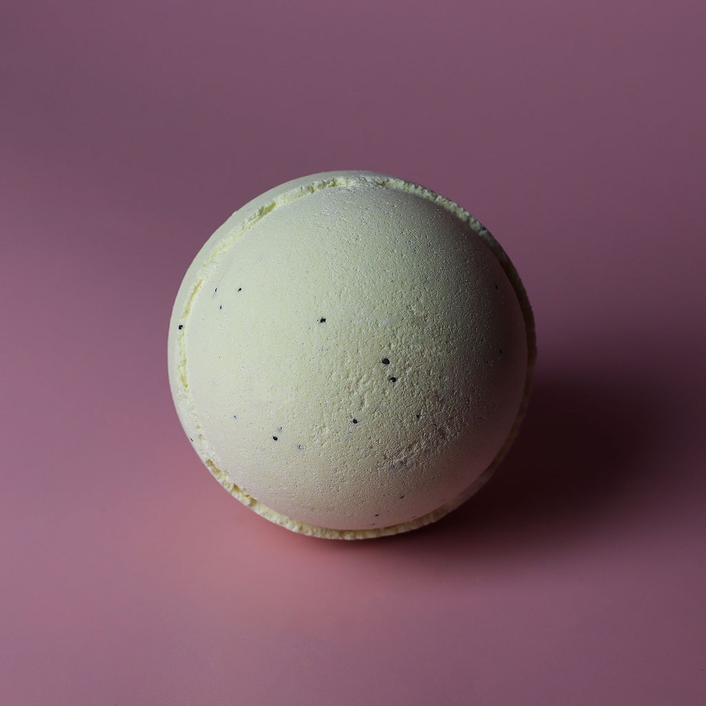 Simply Vanilla Bath Bomb - 180g