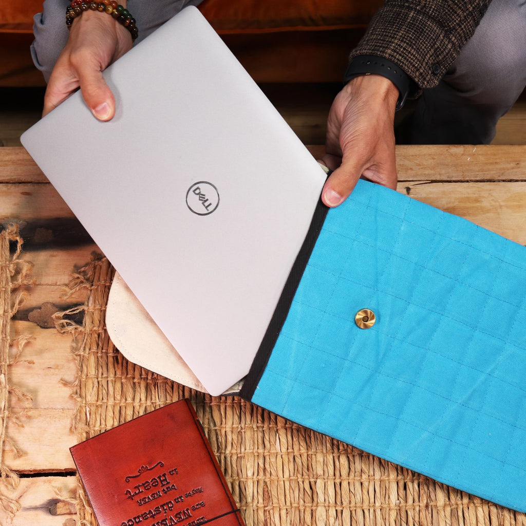Laptop Padded Pouch - Terrific Turquoise - 14oz Stonewash