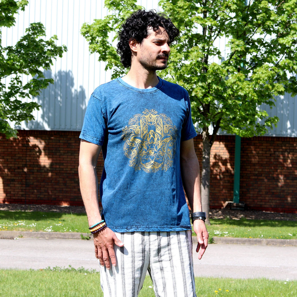Medium Stone Washed Teashirt - Hamsa - Blue