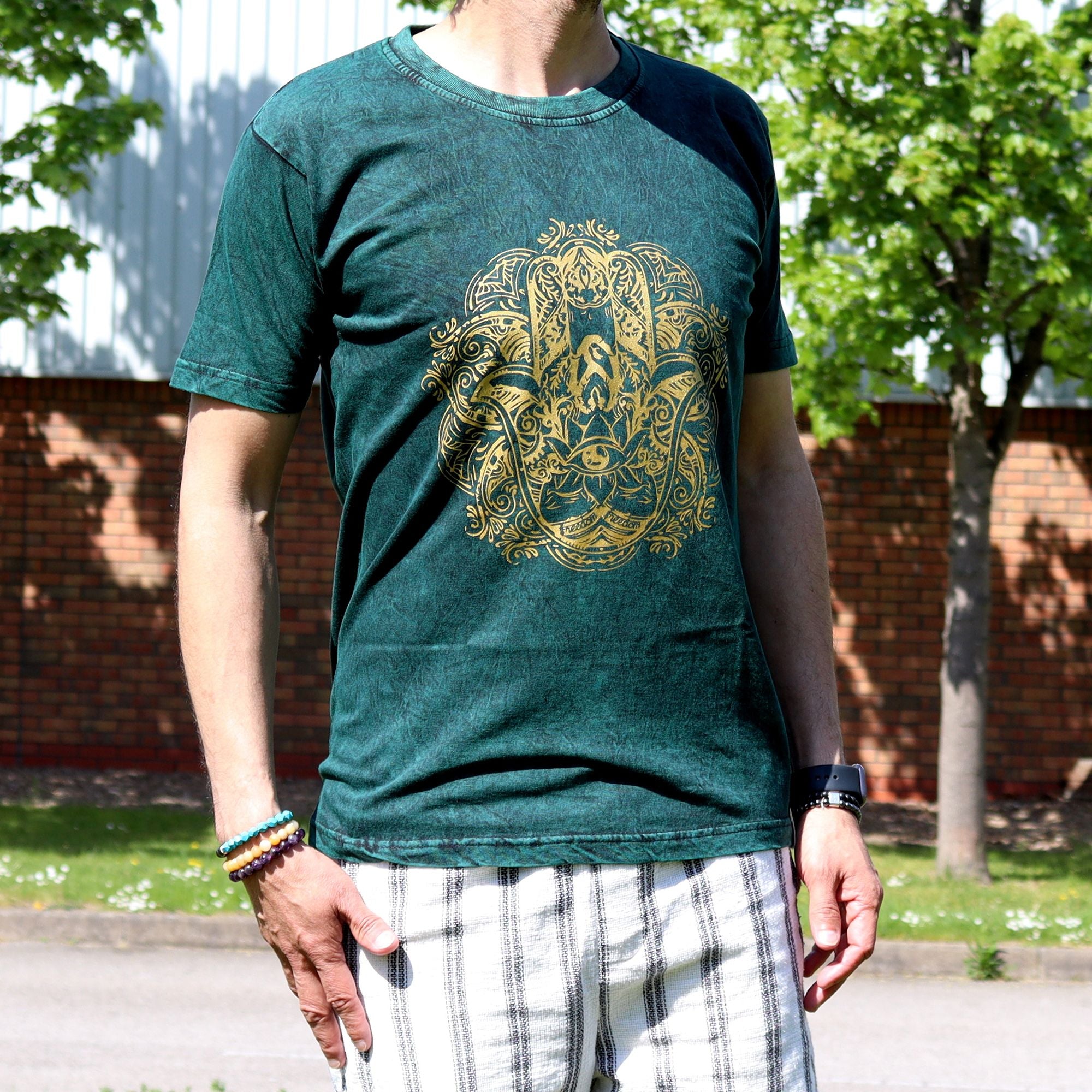 Medium Stone Washed Teashirt - Hamsa - Green